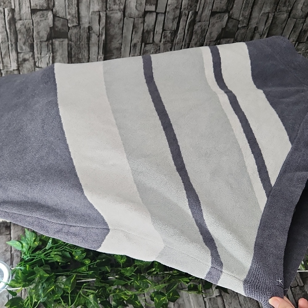 Barefoot Dreams CozyChic Ultra Lite Striped Poncho - One Size Plus - Picture 4 of 7